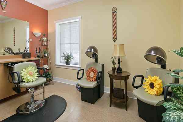 River Oaks Assisted Living & Memory Care 