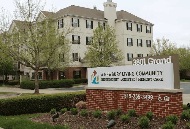 3801 Grand