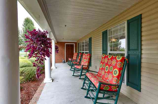 3 Assisted Living Facilities in Lawrenceburg, TN (with Reviews)