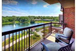 Lakeview Village