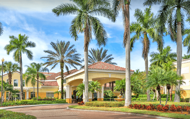 The Carlisle Naples