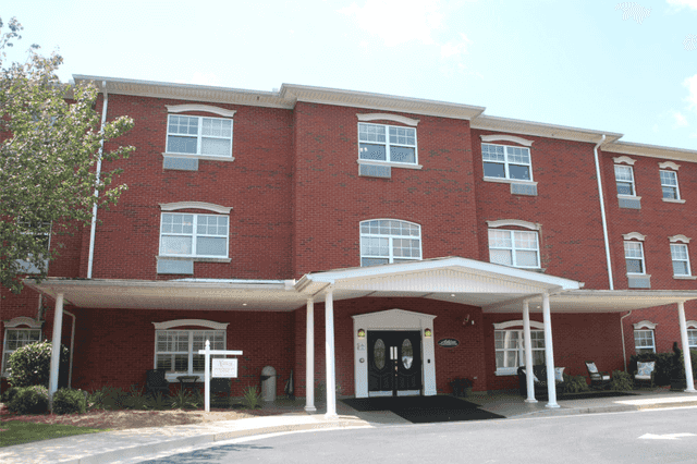 Ashton Manor At Sugarloaf