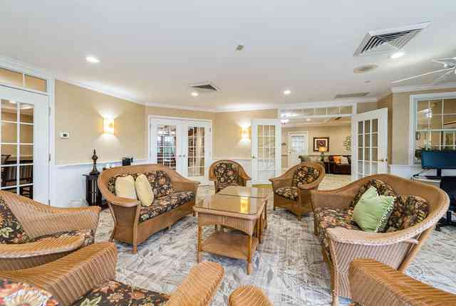 Willow Lake Place