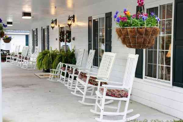 Sandpiper Courtyard Assisted Living