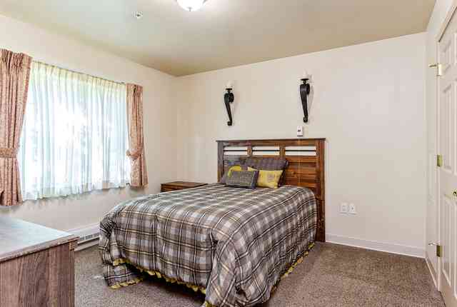 River Woods Place