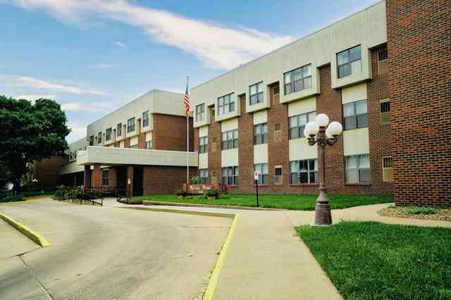 6 Assisted Living Facilities in Saline County, KS (with Reviews)