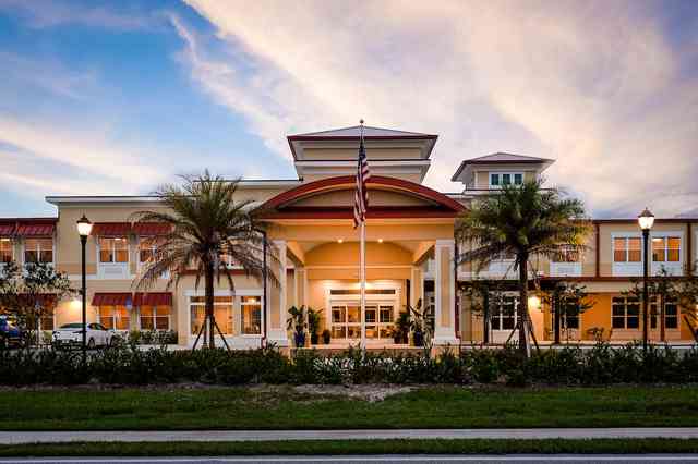 54 Assisted Living Facilities in Lee County, FL (with Reviews)