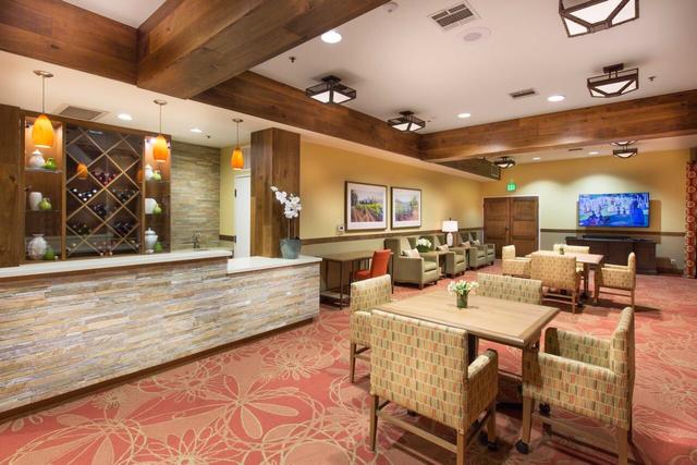 Oakmont Gardens