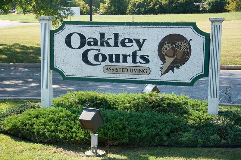Oakley Courts Assisted Living Pricing, Reviews & Amenities - Freeport,  Illinois