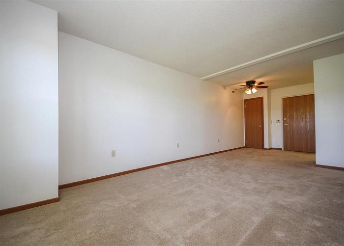 Regency Heights Apartments