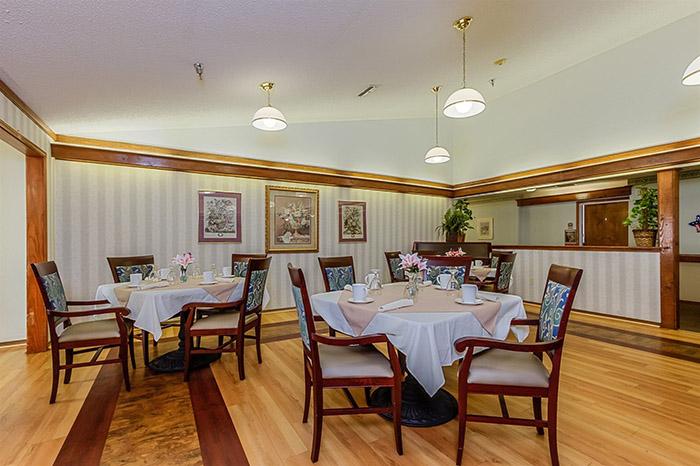 Harrison House Pricing, Reviews & Amenities - Greenville, Texas