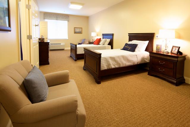 Commonwealth Senior Living at Leigh Hall