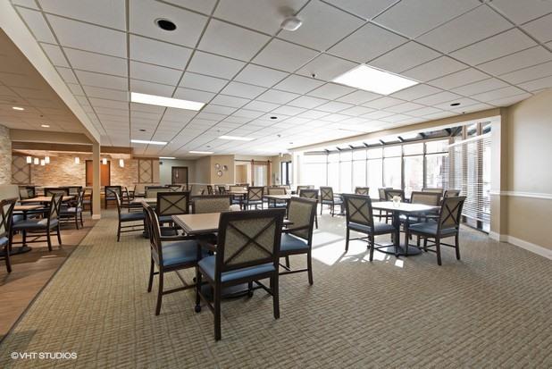 Crown Pointe Pricing, Reviews & Amenities - Omaha, Nebraska