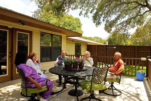 Avalon Memory Care - Hughes Circle Dallas