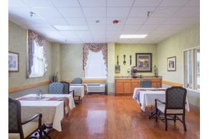 Image of White Oak Manor - York