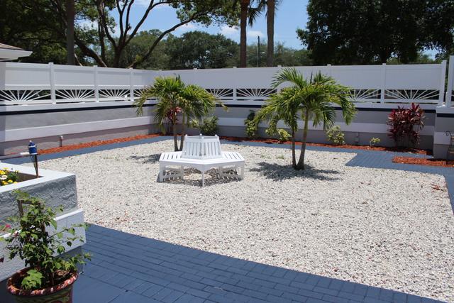 Atrium Gardens 