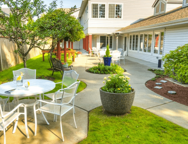 The Terrace at Beverly Lake