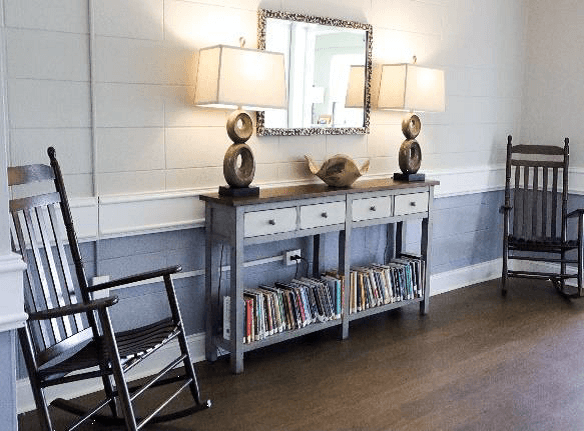 Antebellum Arlington Place Senior Living