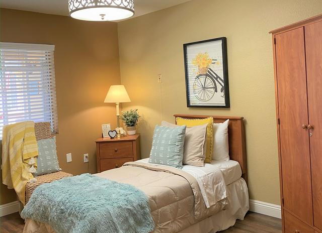 Pacifica Senior Living Peoria