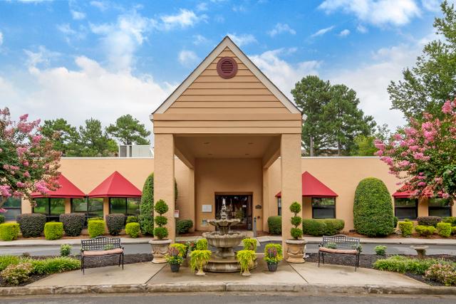 Summit Place of South Park  Senior Living in Charlotte, NC