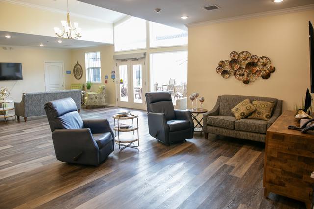 Apex Oaks at Cypress Assisted Living and Memory Care
