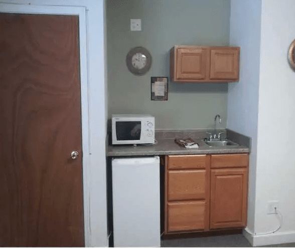 Avonlea Cottage of the Quad Cities
