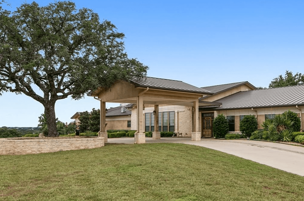 Arbor House Llano
