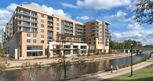 The Village at The Woodlands Waterway