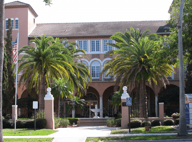 Venice Center for Independent & Assisted Living