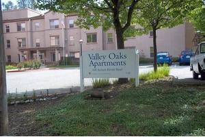 Valley Oaks Apartments