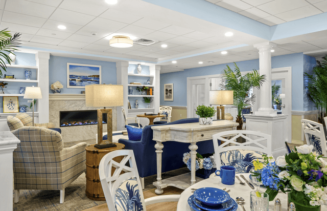 Duxbury House At The Village Memory Care Residence