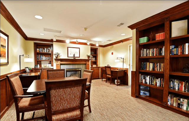 Bailey Pointe Assisted Living at Roxbury Park