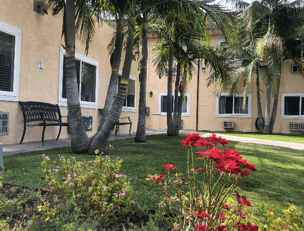 Palms Retirement Center